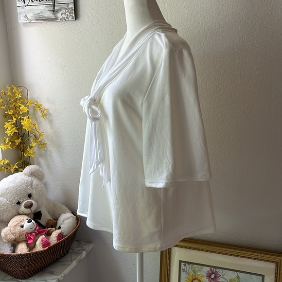 Eri & Ali Soft White 3/4 Sleeve Tie-Front Blouse - Picture 10 of 11
